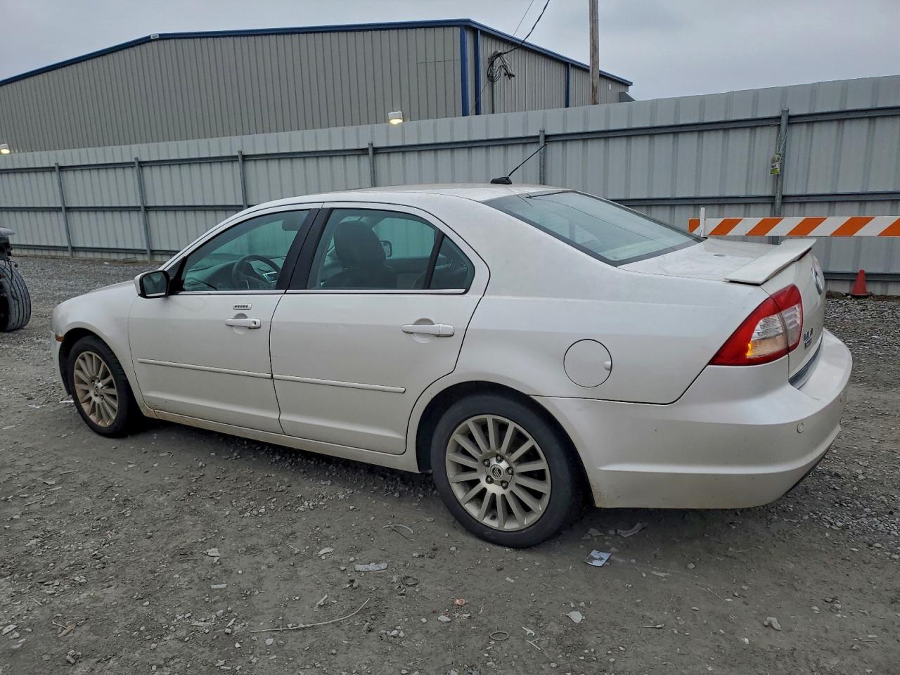 Mercury Milan Premier Image 3