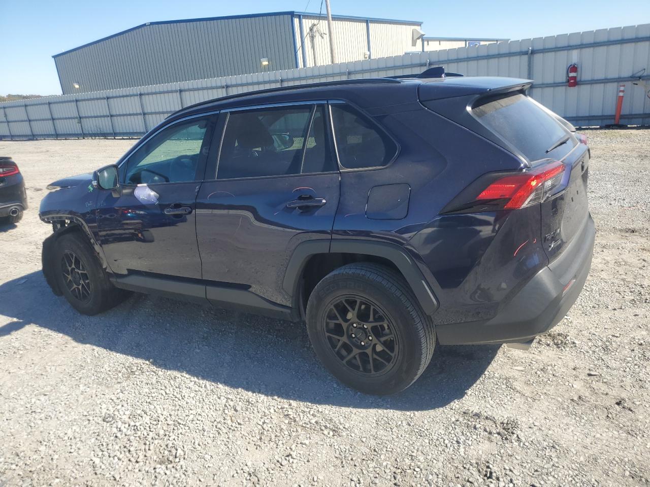Toyota RAV4 Xle Image 11