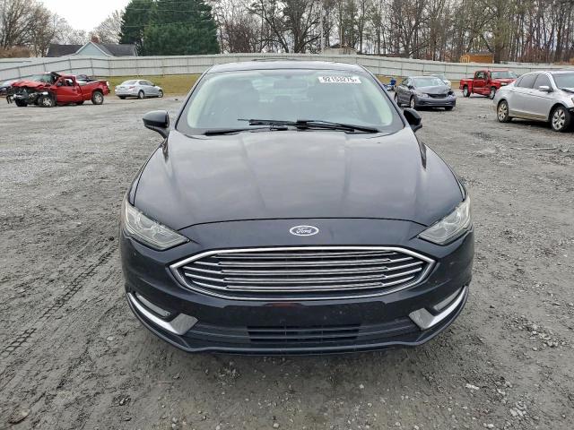 Ford Fusion Se Image 5