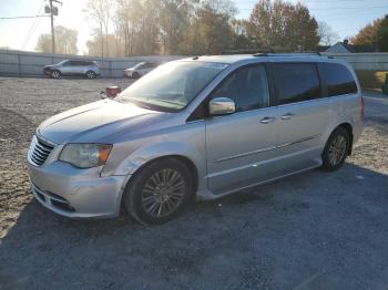  Salvage Chrysler Minivan