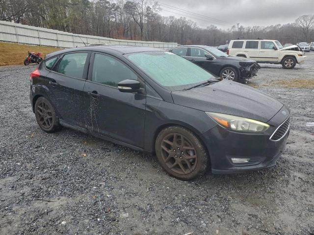 Ford Focus Se Image 11
