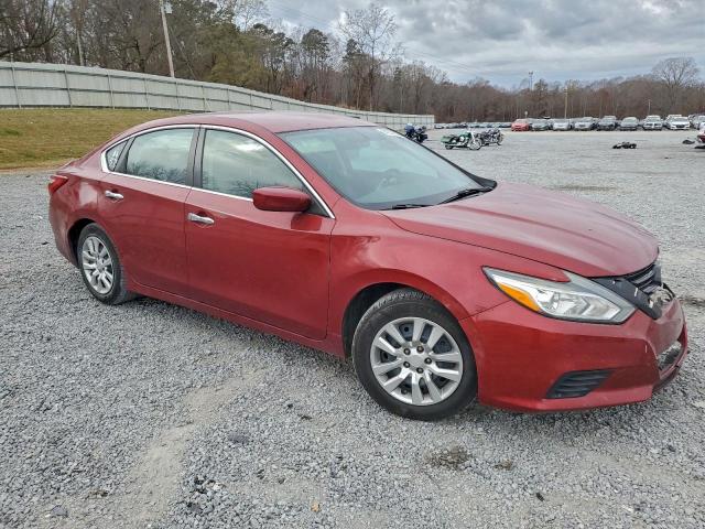 Nissan Altima 2.5 Image 4