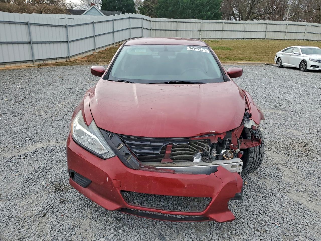 Nissan Altima 2.5 Image 8