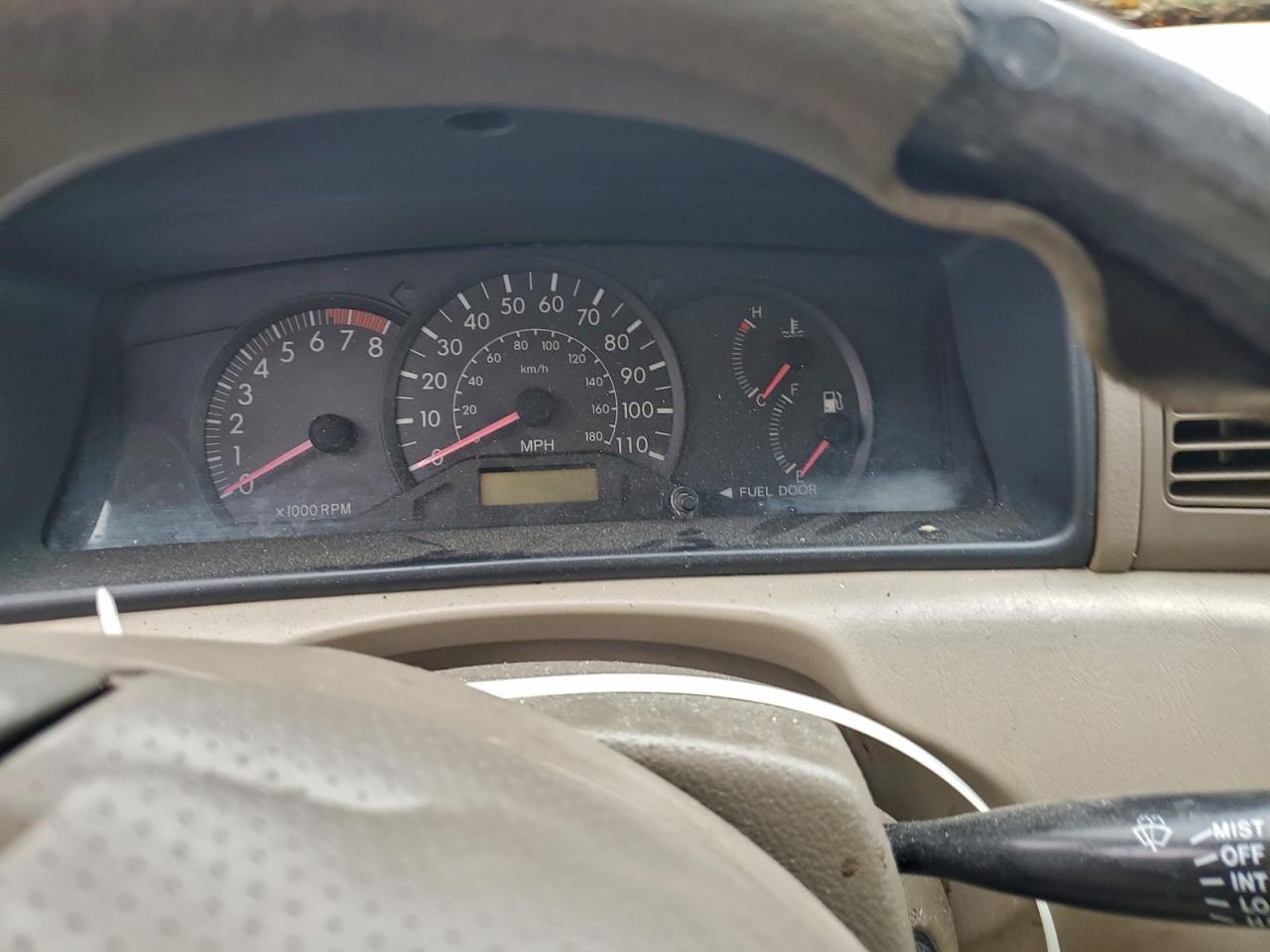 Toyota Corolla Ce Image 3