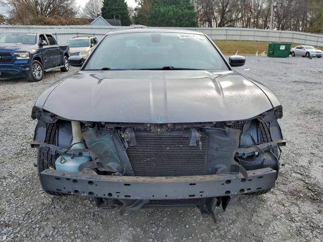 Dodge Charger Se Image 10