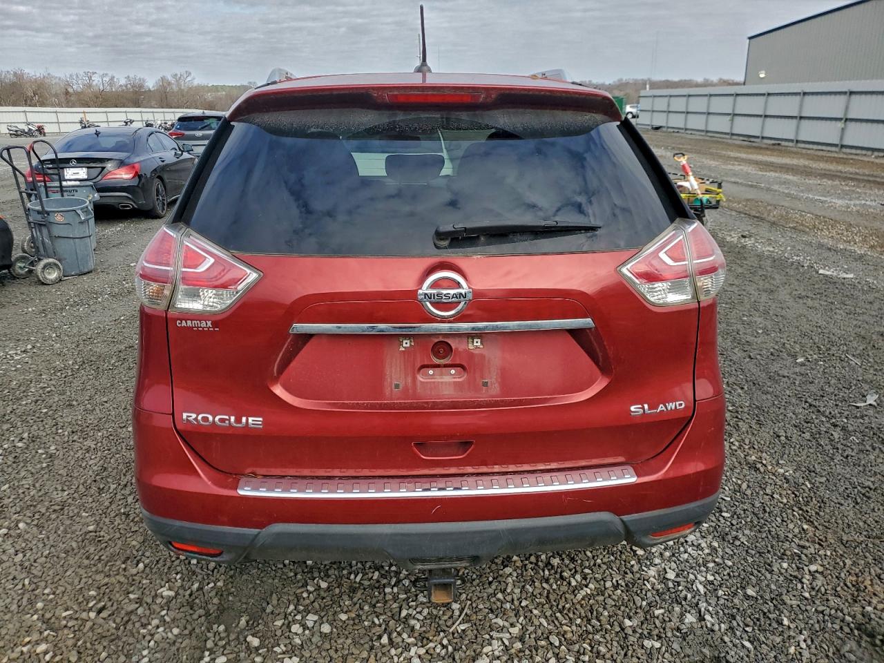 Nissan Rogue S Image 6