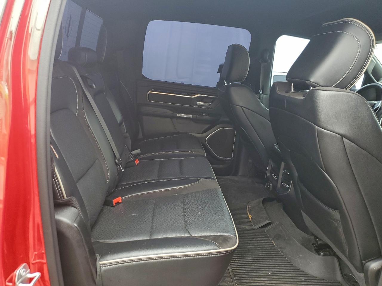 Ram 1500 Laramie Image 5