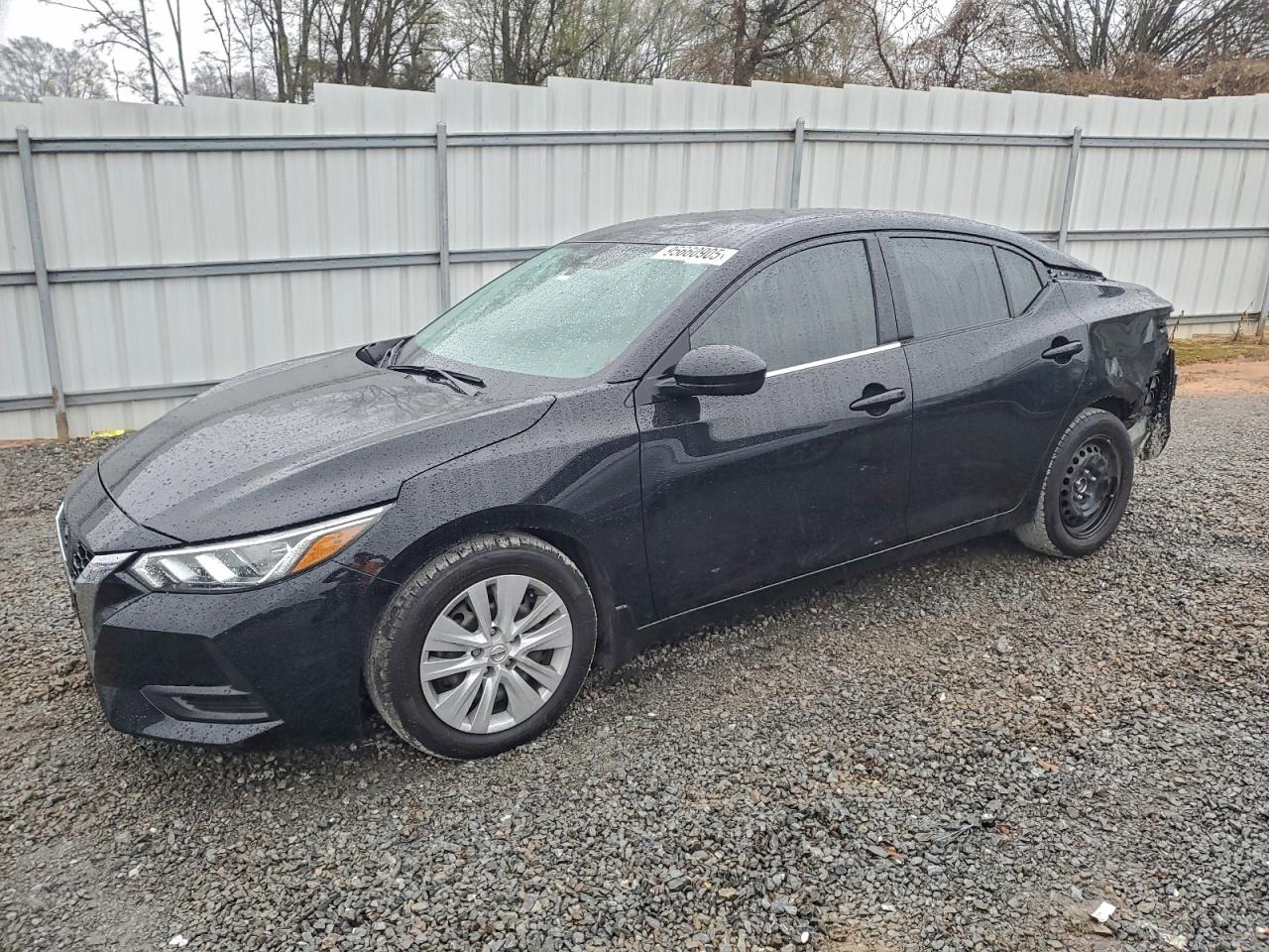 Nissan Sentra S Image 1