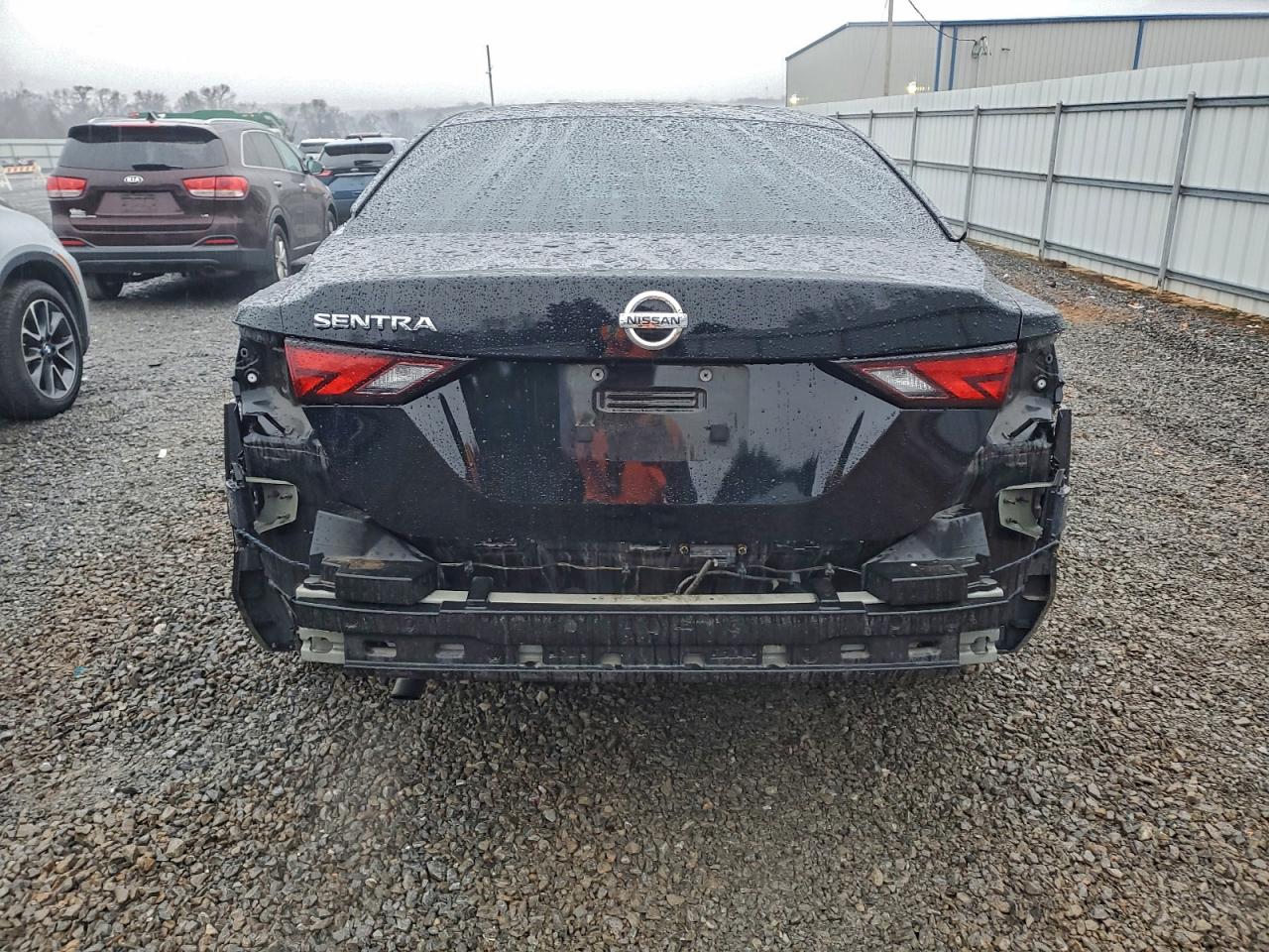 Nissan Sentra S Image 12