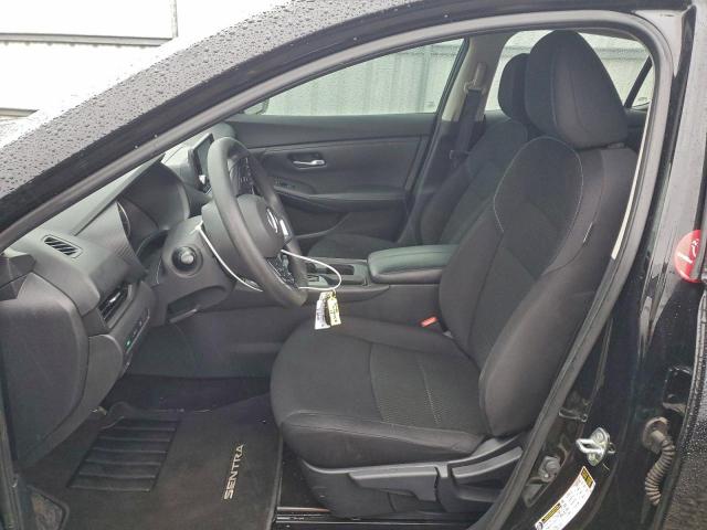 Nissan Sentra S Image 8