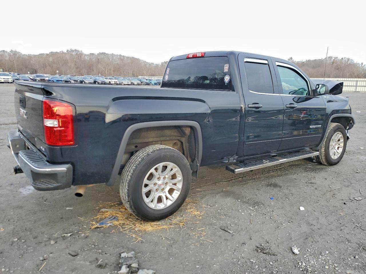 GMC Sierra K1500 Sle Image 3