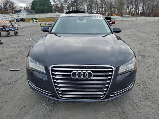 Audi A8 L Quattro Image 8