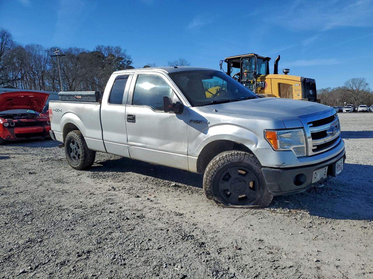 Ford F-150 Super Cab Image 5