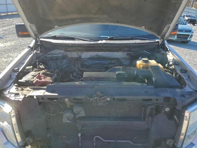 Ford F-150 Super Cab Image 8