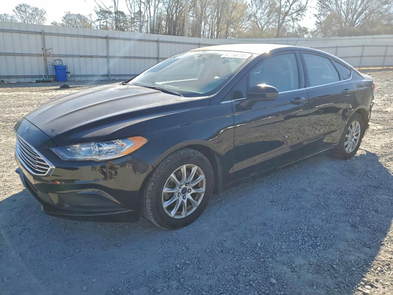 Ford Fusion S Image 1