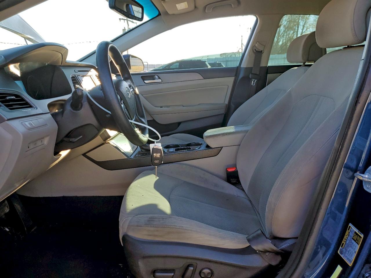 Hyundai SONATA Se Image 4