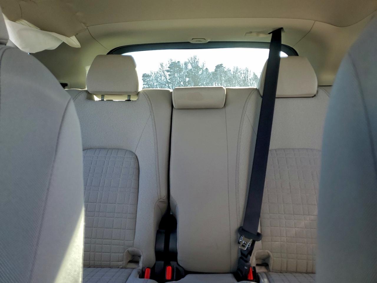 Honda HR-V Lx Image 4