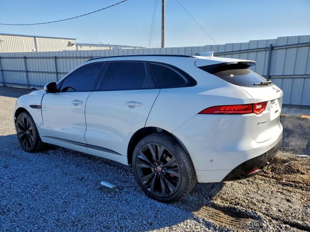 Jaguar F-PACE S Image 7