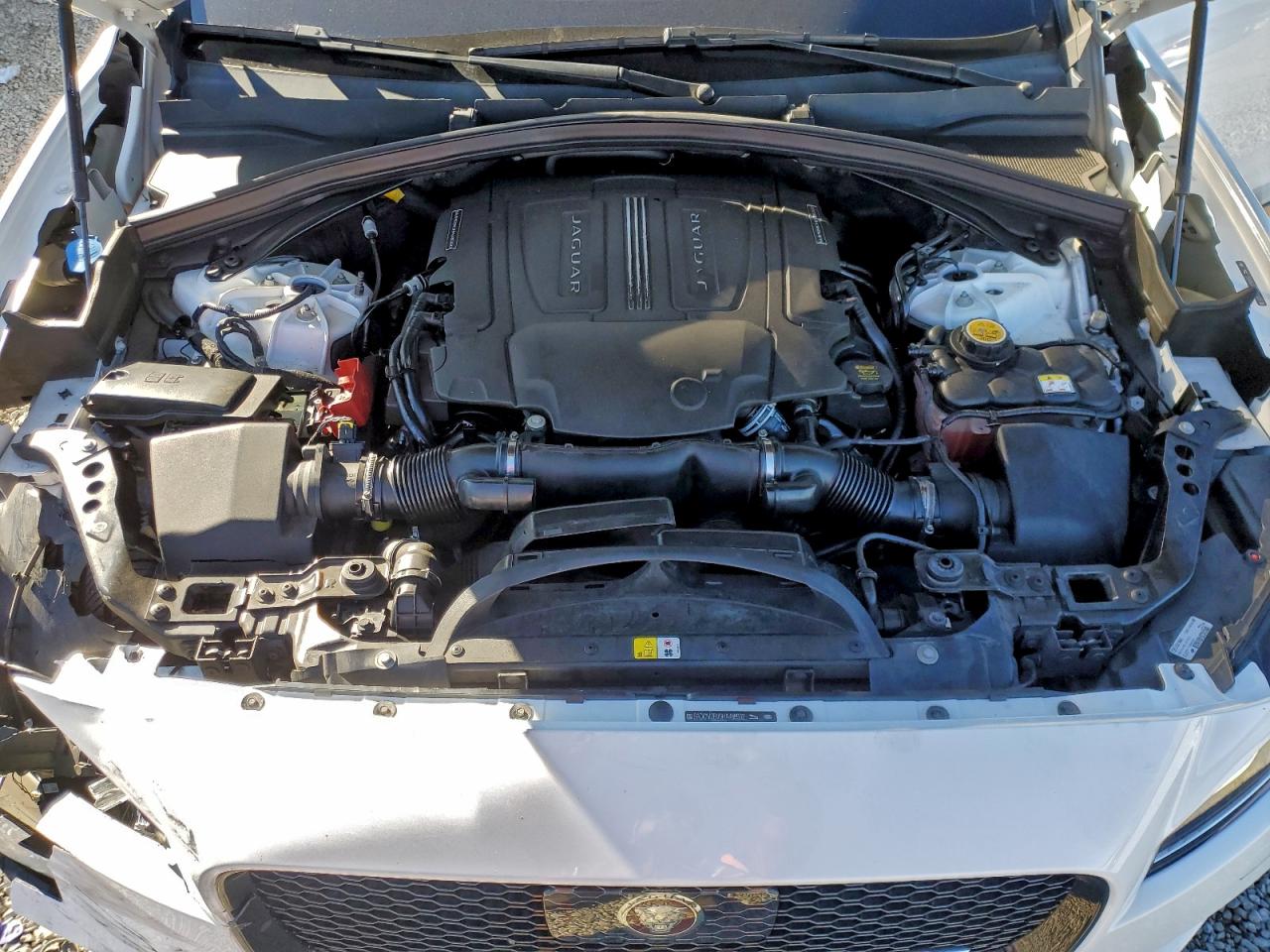 Jaguar F-PACE S Image 9