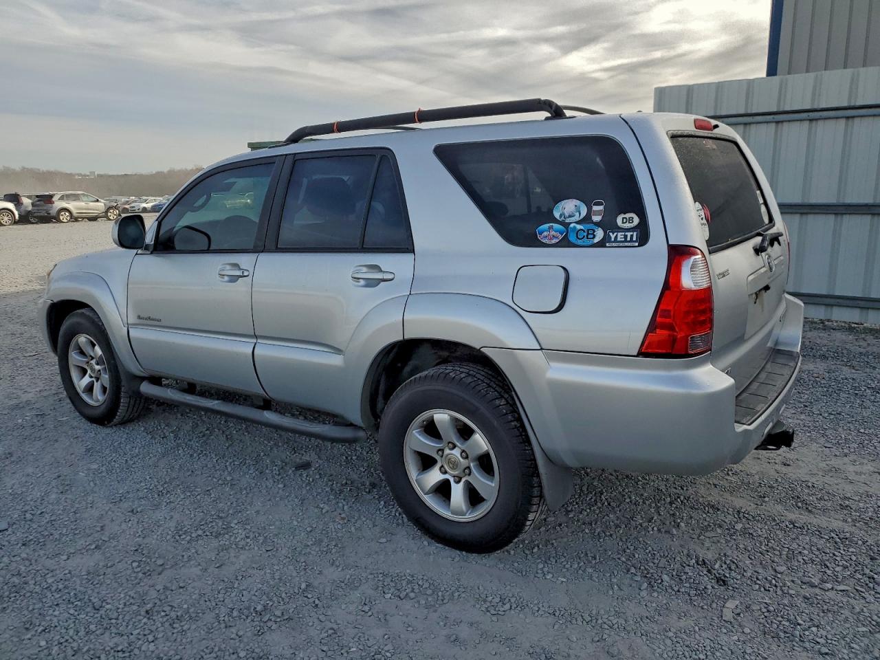 Toyota 4Runner Sr5 Image 4