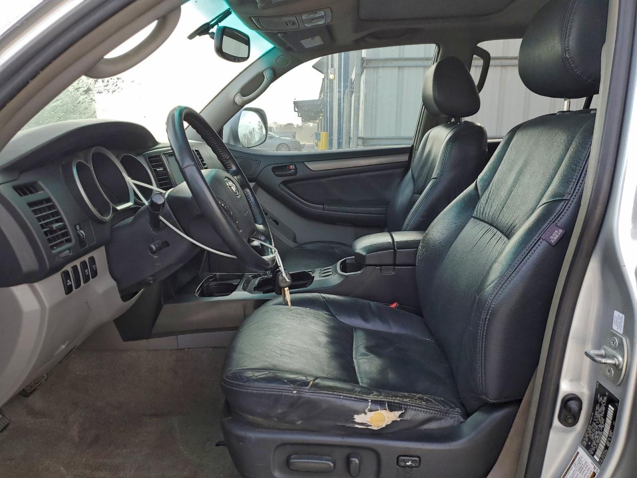 Toyota 4Runner Sr5 Image 8