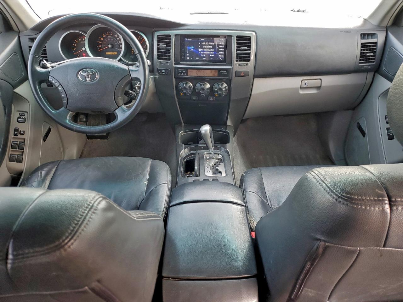 Toyota 4Runner Sr5 Image 10