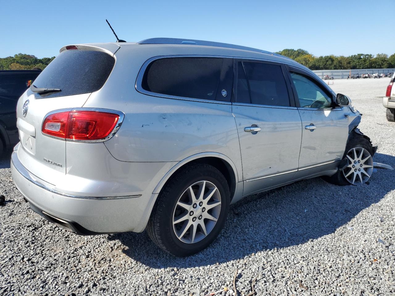 Buick Enclave Image 4