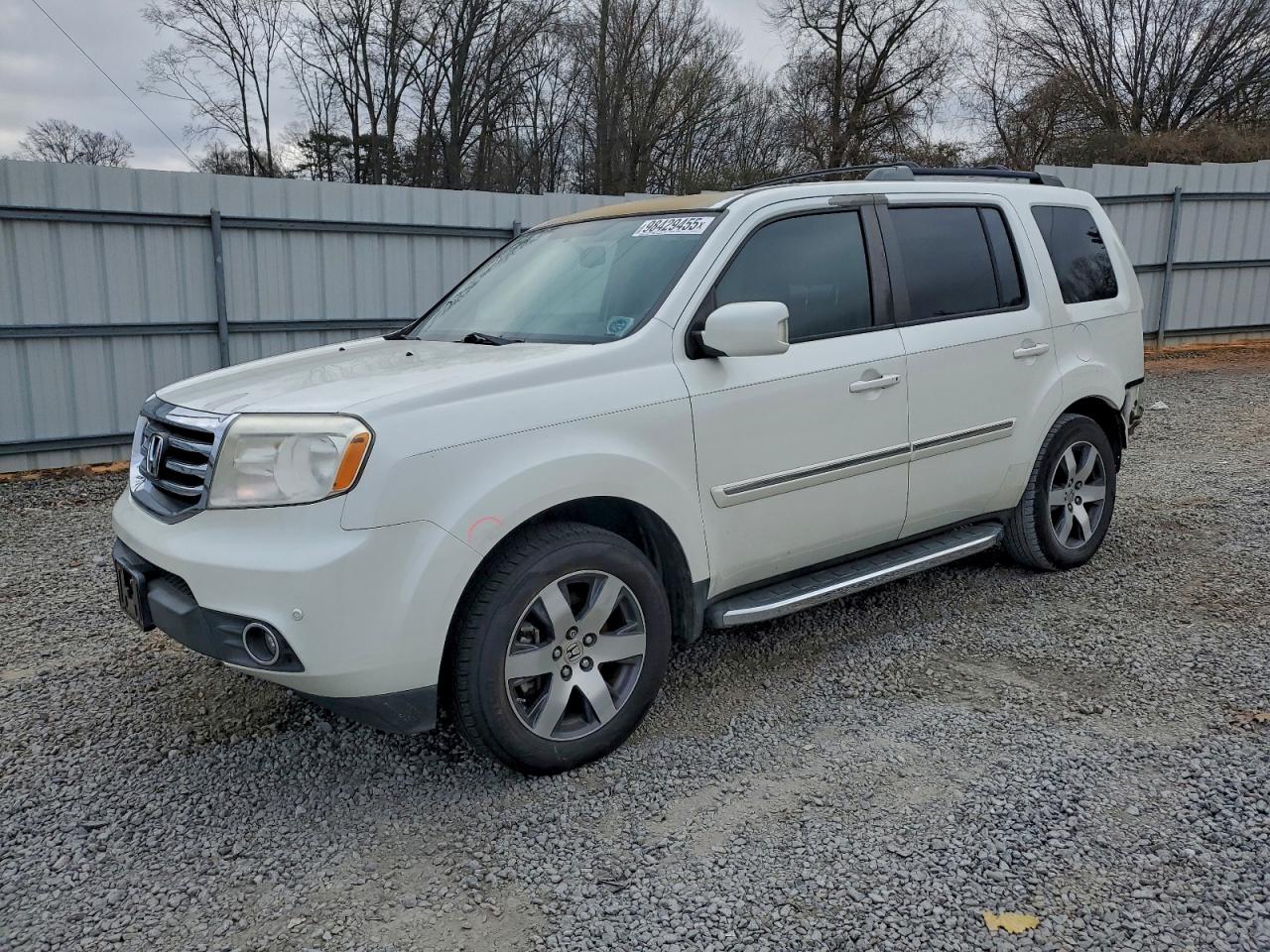 Honda Pilot Touring Image 1