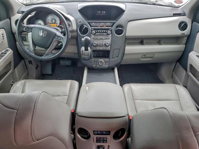 Honda Pilot Touring Image 11