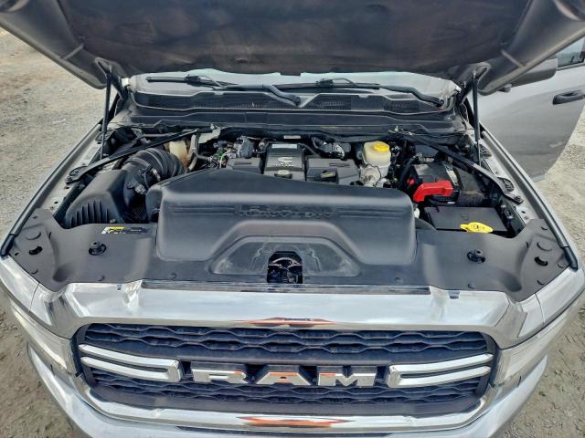 Ram 3500 Tradesman Image 12