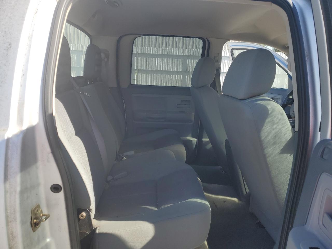 Dodge Dakota Quad Slt Image 4