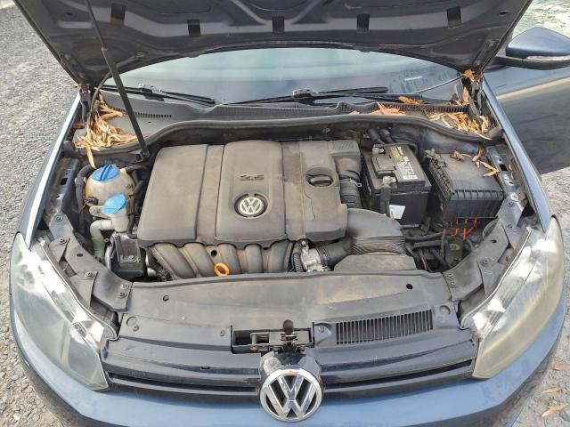 Volkswagen Golf Image 6