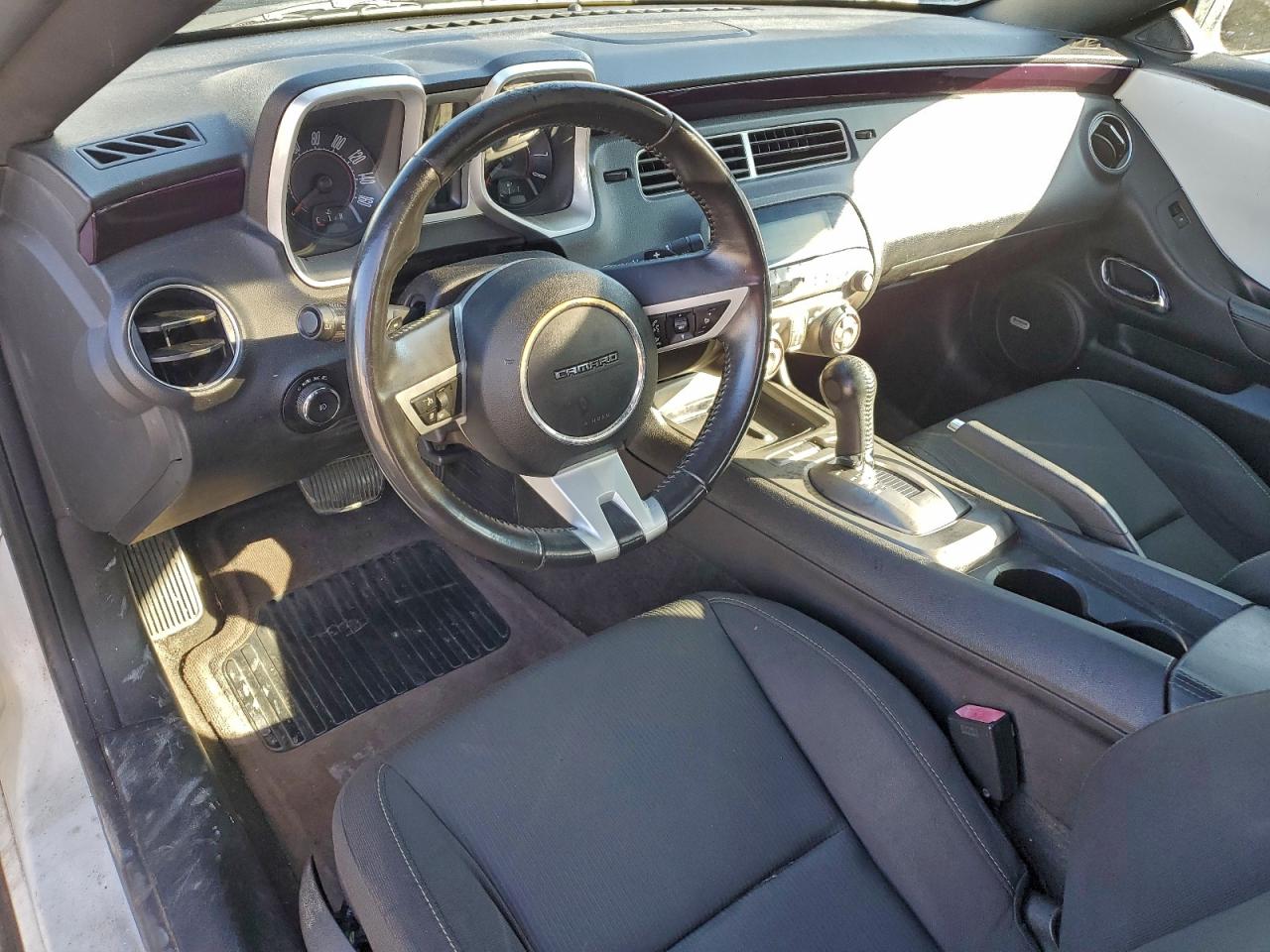 Chevrolet Camaro Lt Image 8