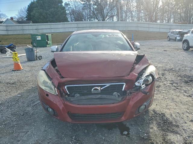 Volvo C70 T5 Image 9