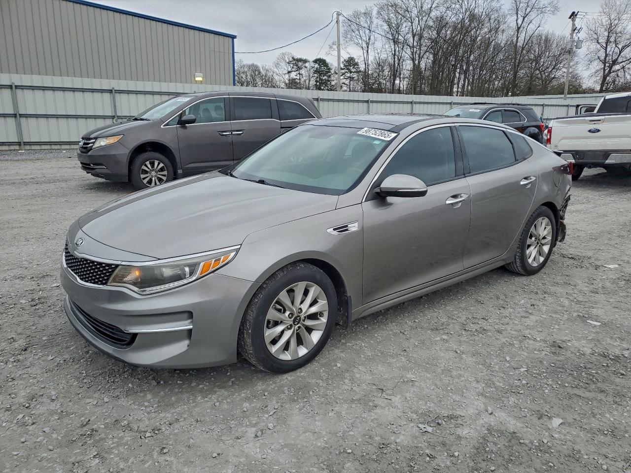 Kia Optima Ex Image 1