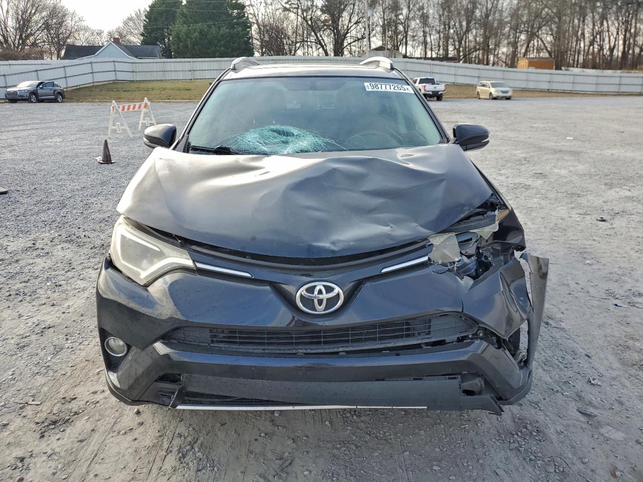 Toyota RAV4 Xle Image 7