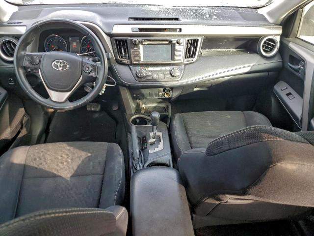Toyota RAV4 Xle Image 10