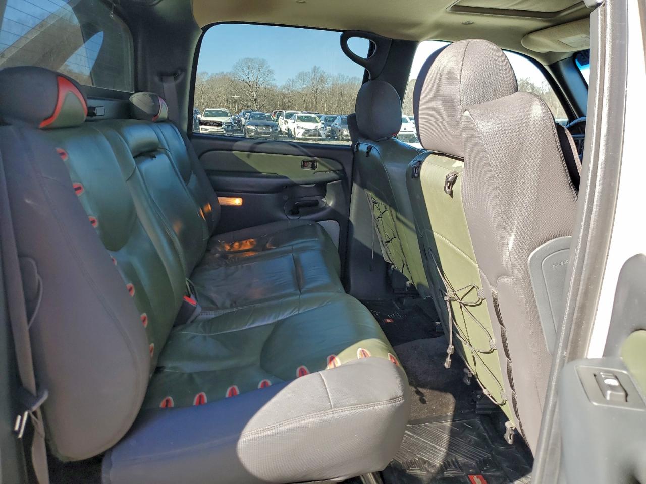 Chevrolet Avalanche K1500 Image 6