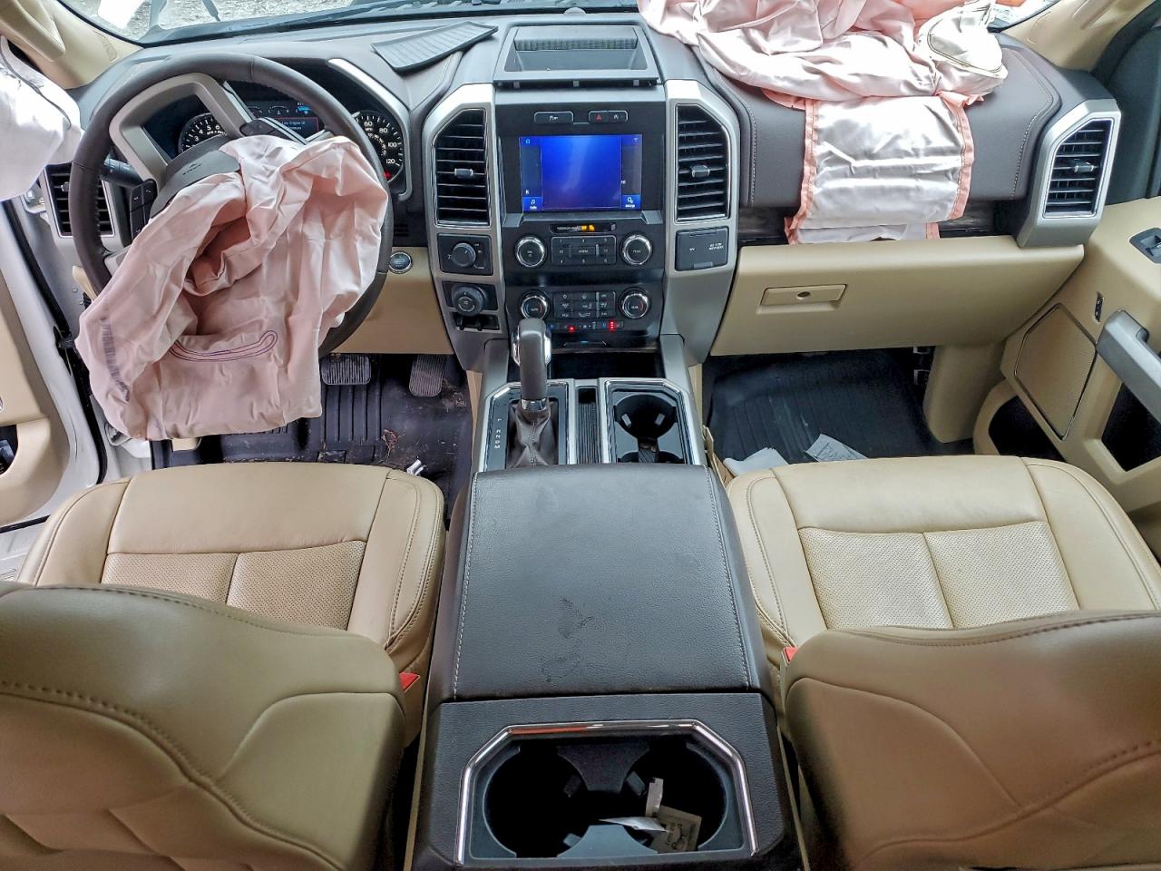 Ford F-150 Supercrew Image 8