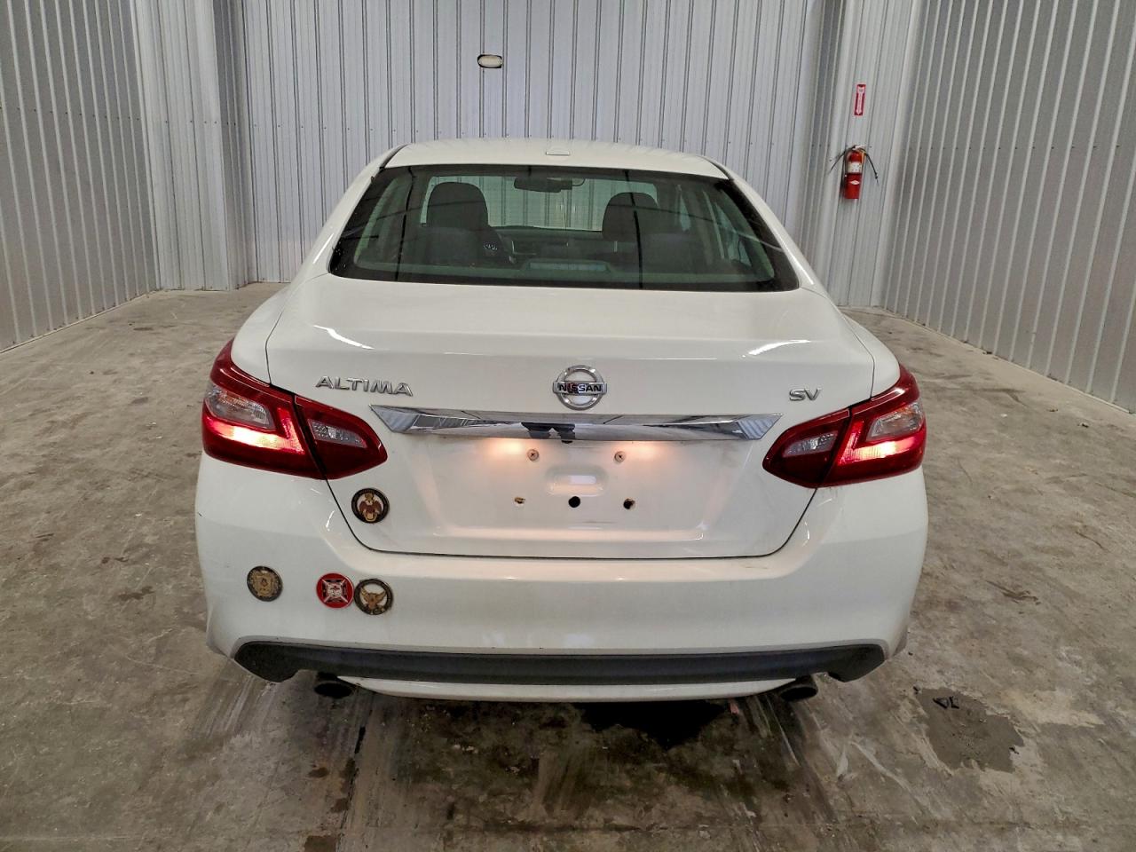 Nissan Altima 2.5 Image 4