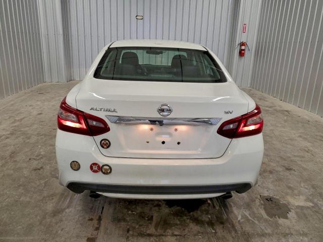 Nissan Altima 2.5 Image 4