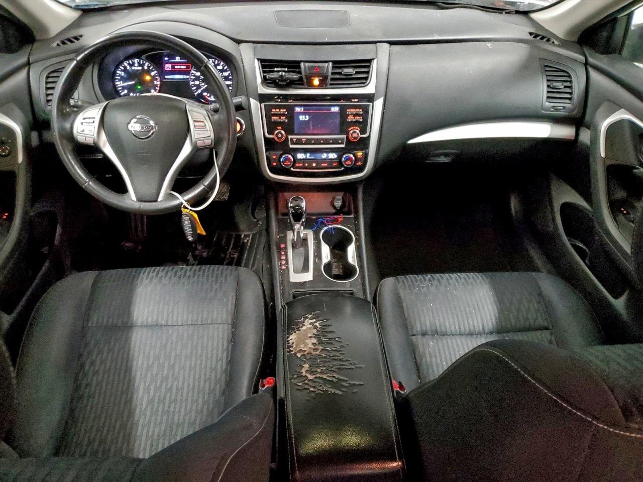 Nissan Altima 2.5 Image 5