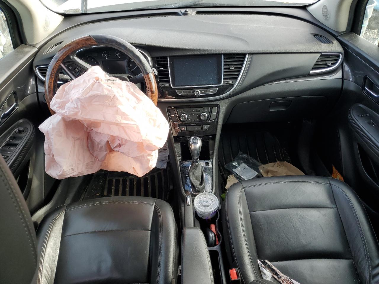 Buick Encore Essence Image 9