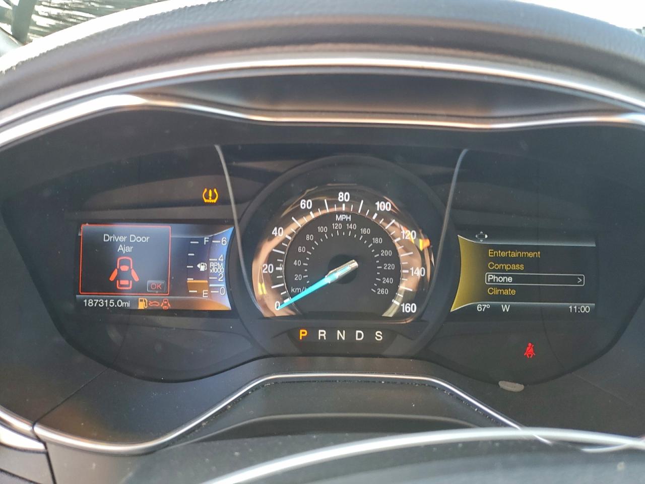 Ford Fusion Se Image 10