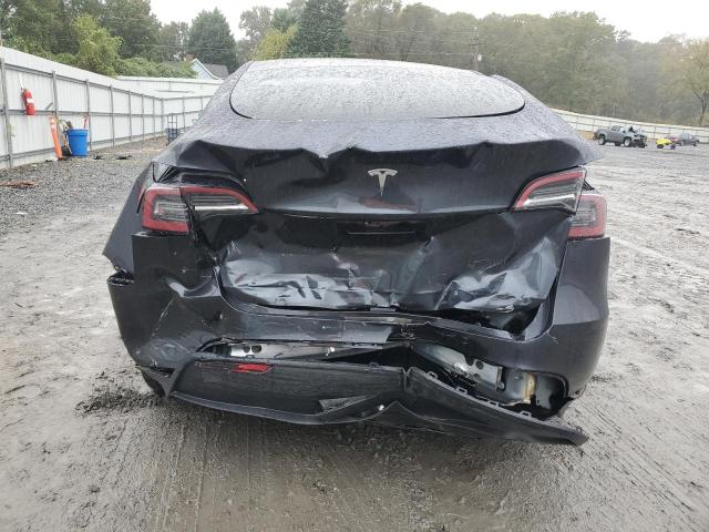 Tesla Model Y Image 7
