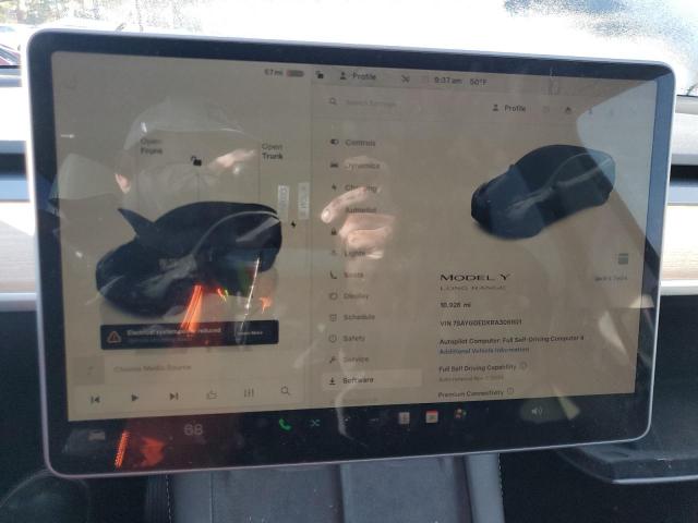 Tesla Model Y Image 12