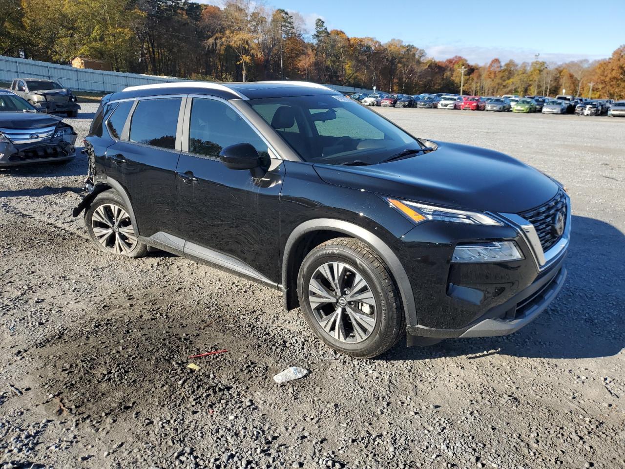 Nissan Rogue Sv Image 2