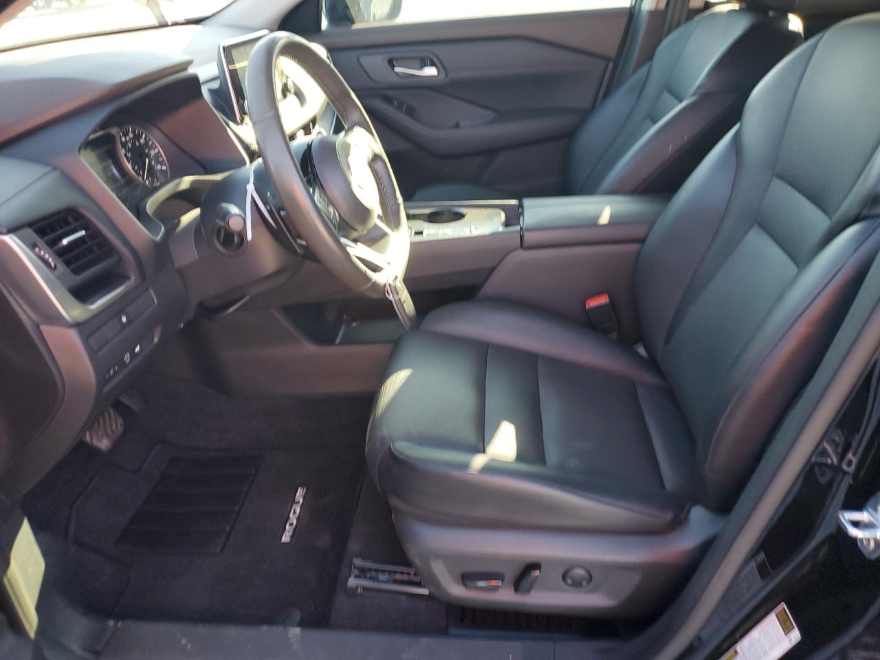 Nissan Rogue Sv Image 4