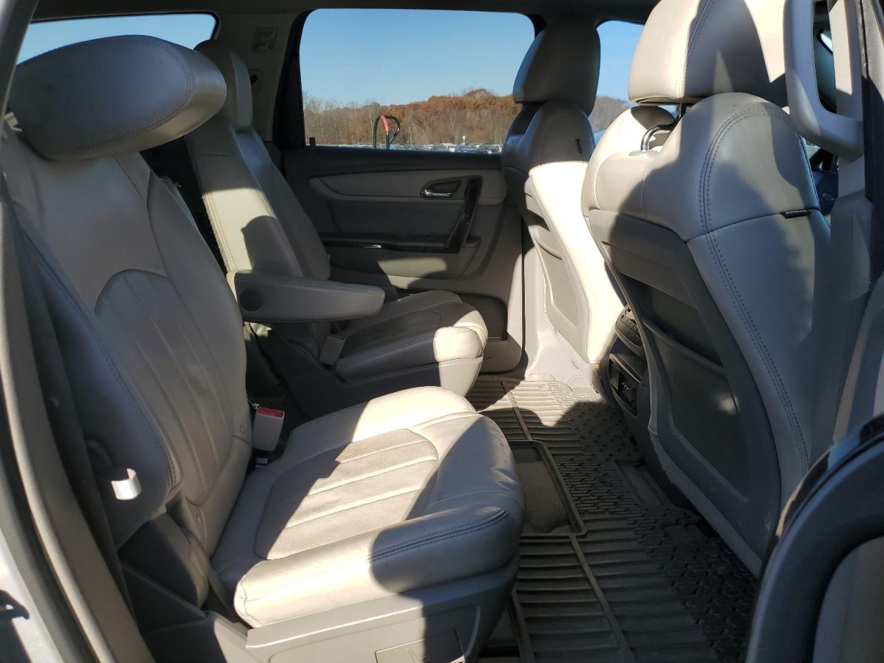 Chevrolet Traverse Ltz Image 6