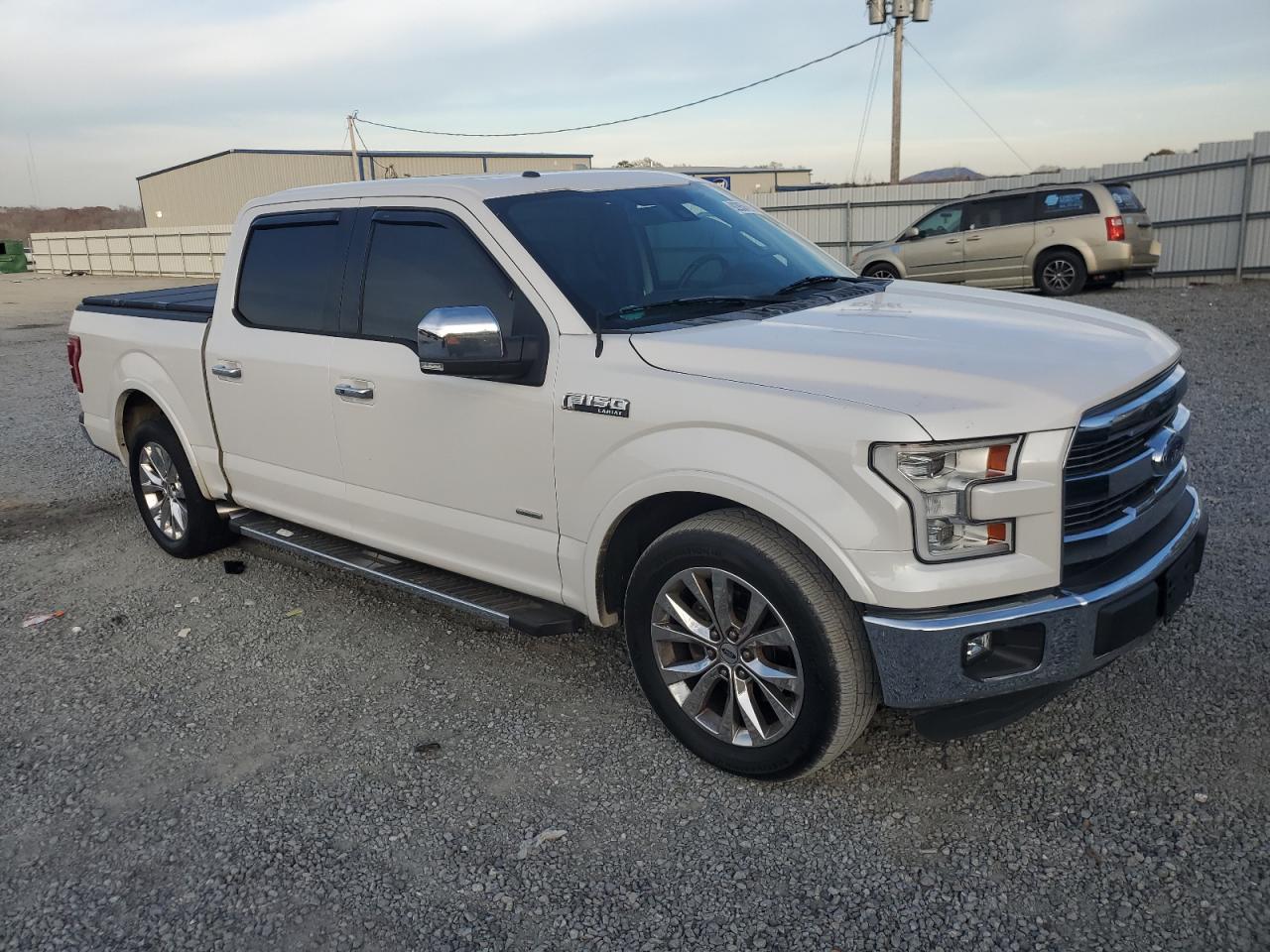 Ford F-150 Supercrew Image 2